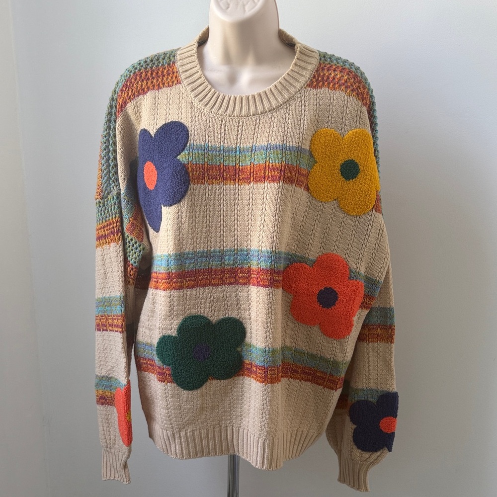 Easel Medium Floral Appliqué Crewneck Sweater in Beige